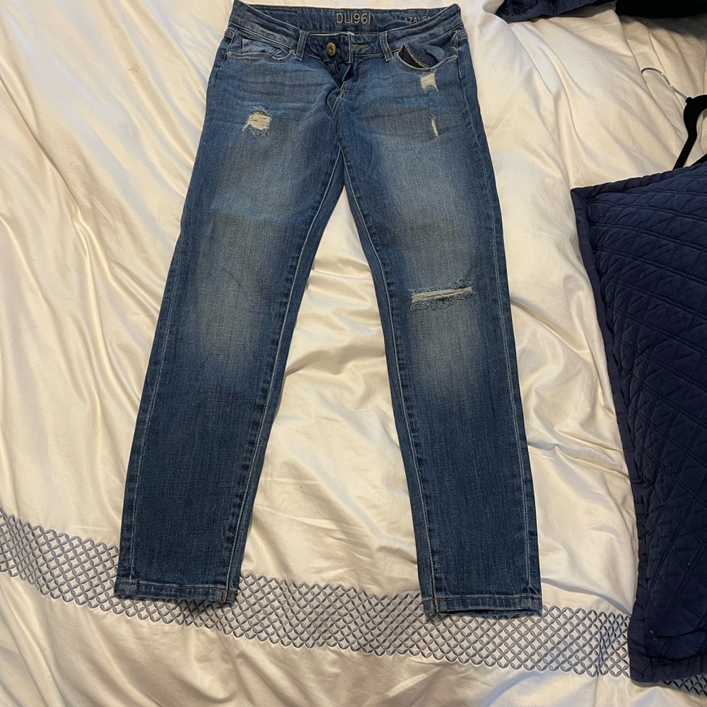 Relaxed Skinny Jeans SIZE 25